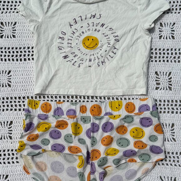 LAST CHANCE - H&M Smiley® Face Printed Pajama Set - Picture 1 of 10